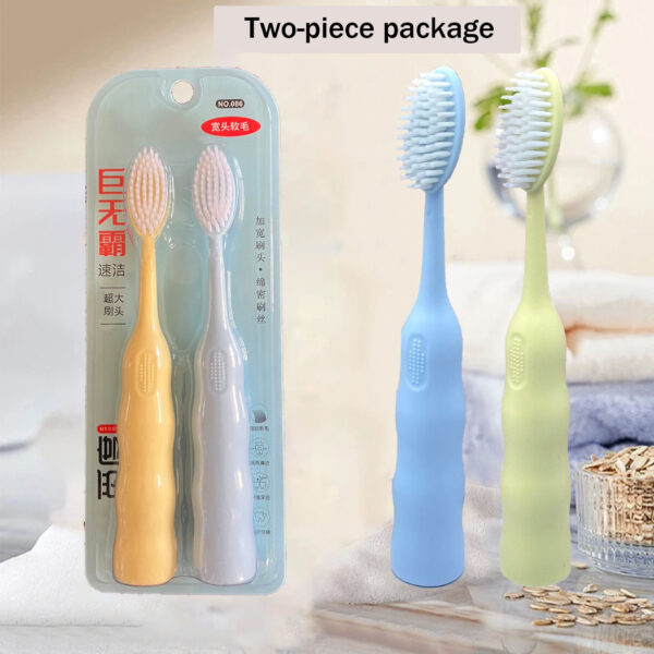 Two-pack toothbrush with thick handle and soft hair - Image 2